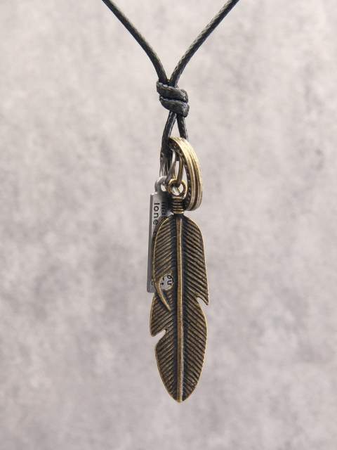 Fashionable and Popular Men Slogan Detail Rectangle & Feather Charm Necklace Alloy for Jewelry Gift and for a Stylish Look